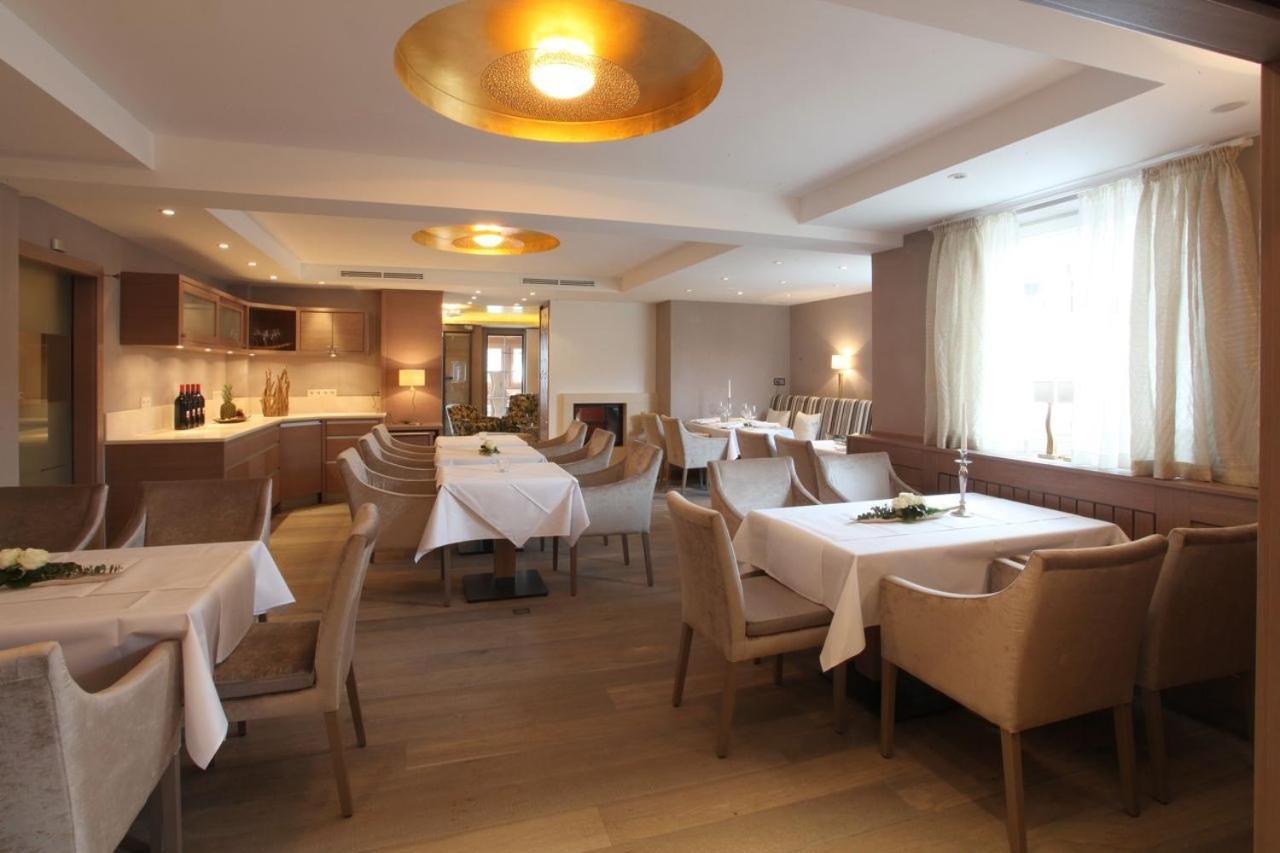 Hotel Kaiserhof เมเดบาค ภายนอก รูปภาพ