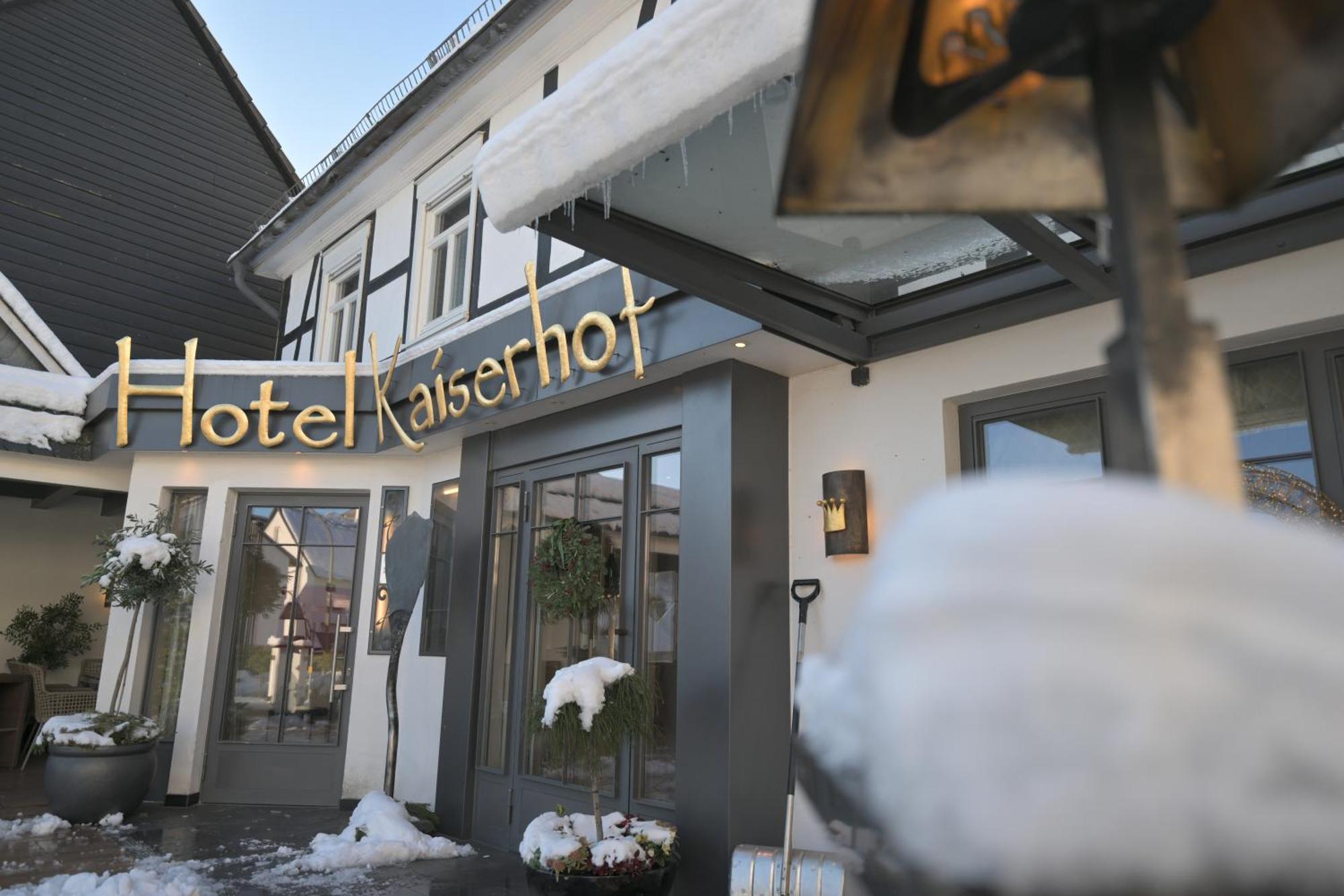 Hotel Kaiserhof เมเดบาค ภายนอก รูปภาพ