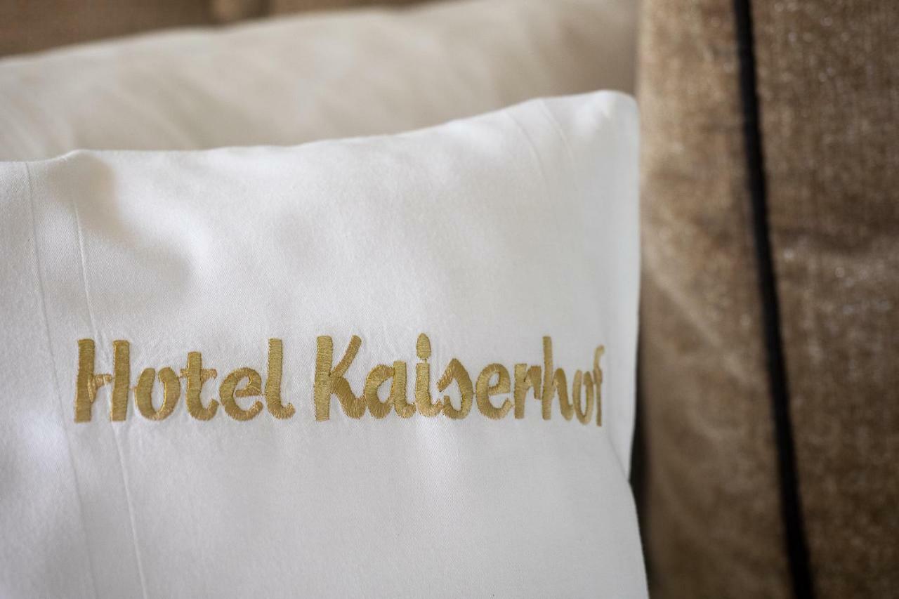 Hotel Kaiserhof เมเดบาค ภายนอก รูปภาพ