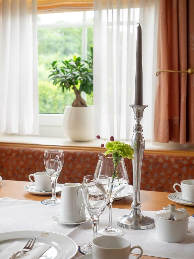 Hotel Kaiserhof เมเดบาค ภายนอก รูปภาพ